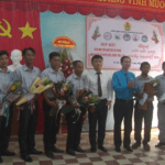 Công đoàn Giáo dục tỉnh: họp mặt, tặng 70 suất quà cho giáo viên người dân tộc