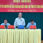 Đại biểu Quốc hội tỉnh ghi nhận và đánh giá cao các ý kiến của cử tri