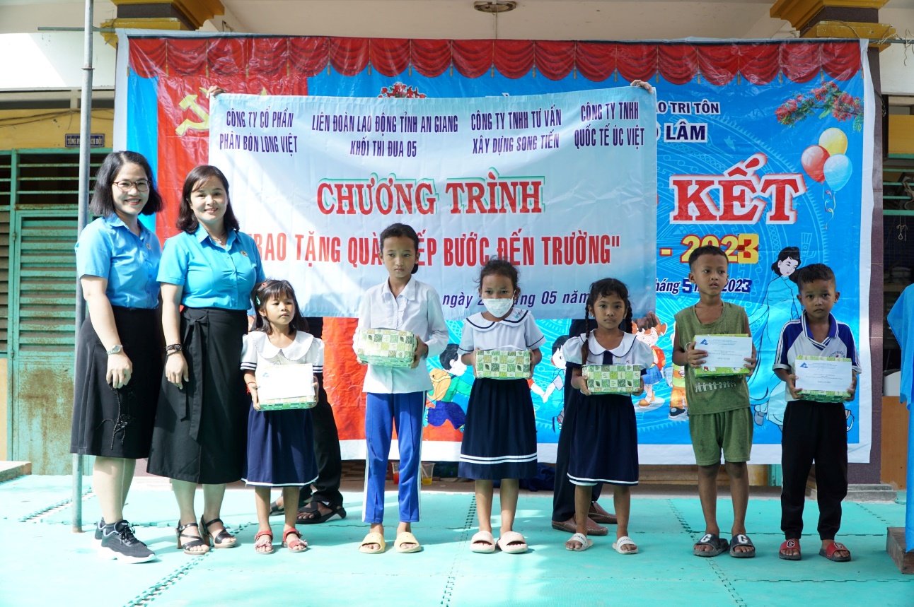 z4375133089525_3d8cf08fc4e29975d591fd9f4e62e7b0