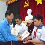 Học bổng Tôn Đức Thắng – ấm áp tình nghĩa Công đoàn