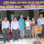 Tịnh Biên: bàn giao nhà Mái ấm Công đoàn