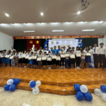 Nhiều suất quà “Chia sẻ yêu thương” trị giá trên 200 triệu đồng đến tay người lao động nghèo