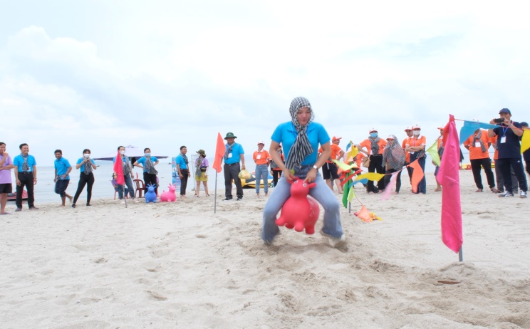 D:\Phong trao\2023\Ngay hoi yeu thuong va chia se\Anh\z4798200863410_daf16ad0334b753031712a49f160cdf9.jpg