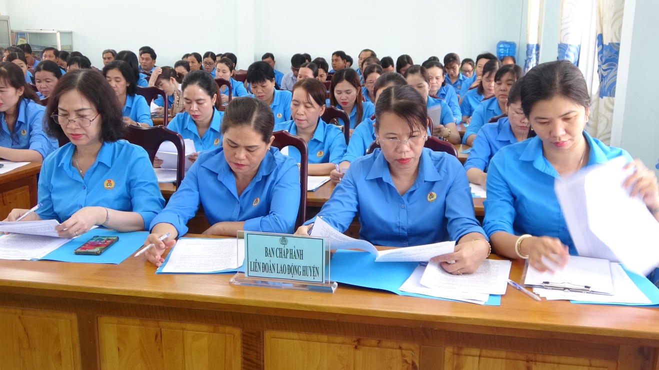 D:\chau phong\anh\1 2024\DSC05037.JPG