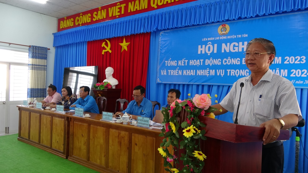 D:\chau phong\anh\1 2024\DSC05040.JPG