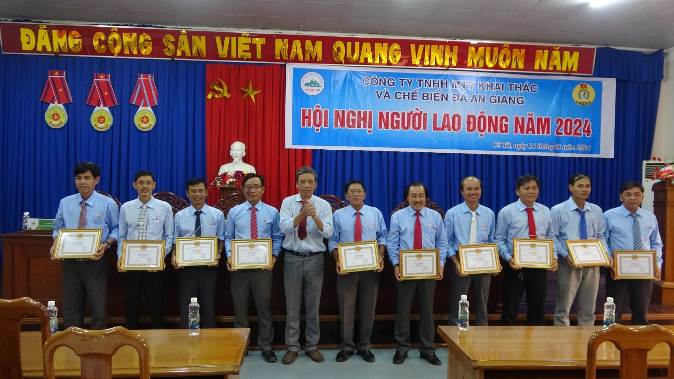 D:\chau phong\anh\3 2024\DSC07365.JPG