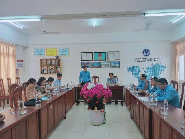 D:\CDGD AG\CO QUAN TRUONG HOC VAN HOA\HO SO DON VI VAN HOA 2023-2024\Hinh anh ktra dvvh 2024\Tin 3 lx.jpg