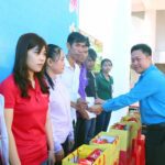 Gần 115.000 suất quà Tết cho công nhân lao động ở An Giang