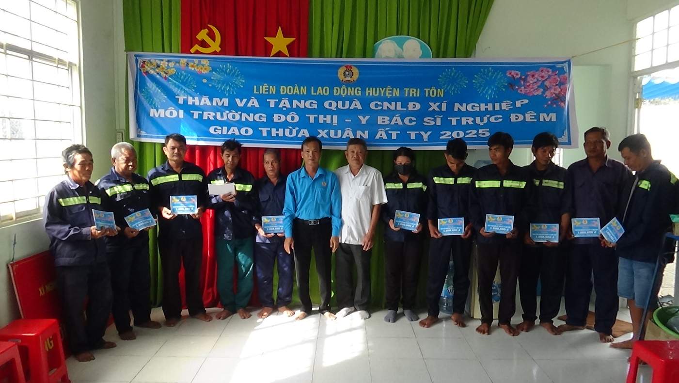 D:\chau phong\anh\1 2025\DSC01884.JPG