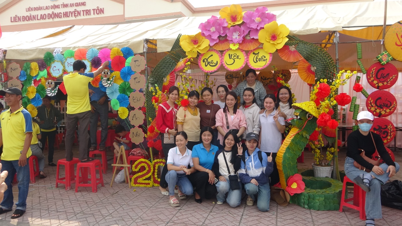 D:\chau phong\anh\1 2025\DSC08331.JPG